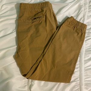 American eagle joggers